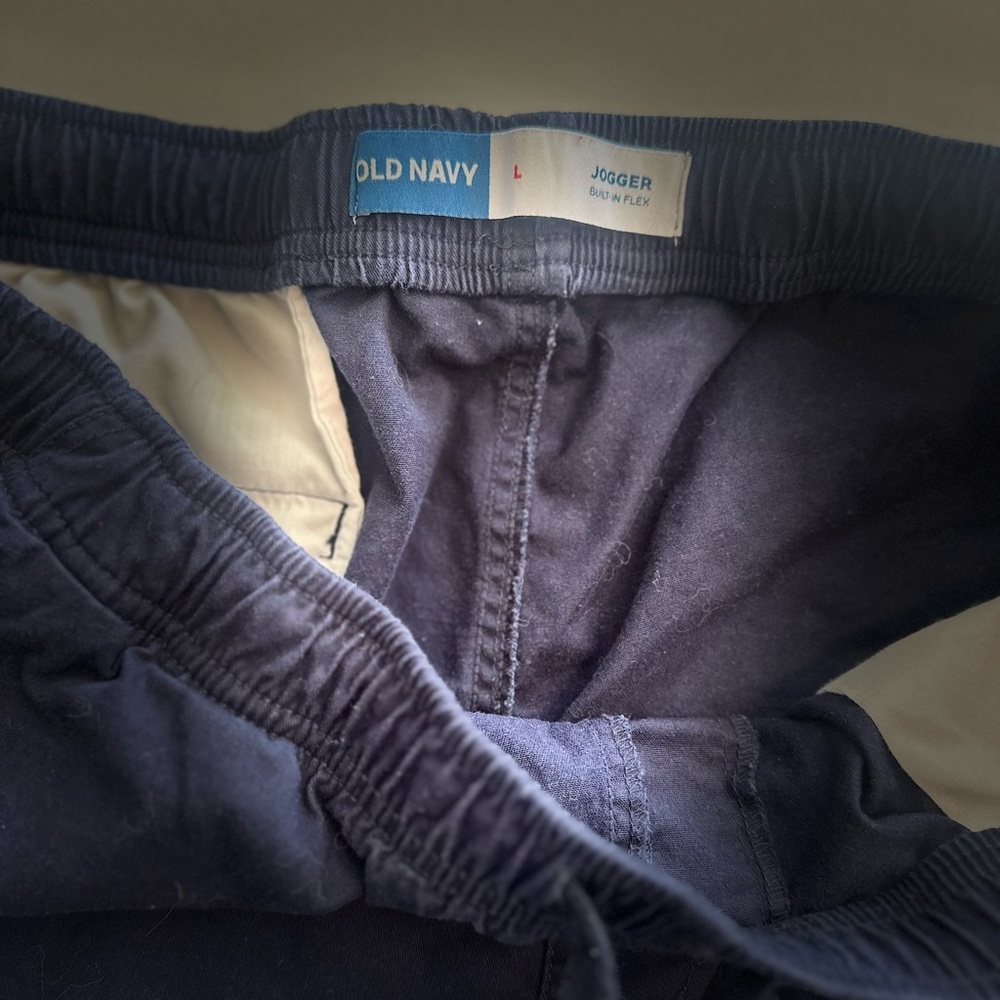 Old Navy Navy Blue Jogger Built-In Flex Shorts - Picture 4 of 7